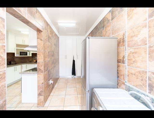 4 BEDROOM HOUSE FOR SALE IN DORCHESTER HEIGHTS